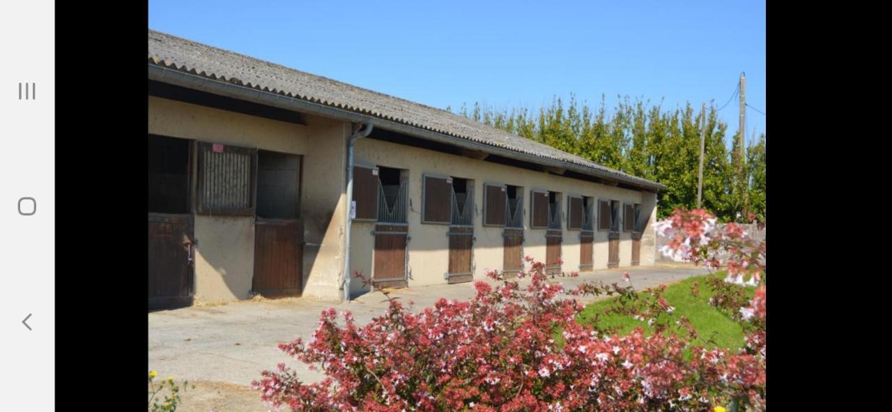 Le Cezembre Gite La Taniere Moidrey Exterior foto